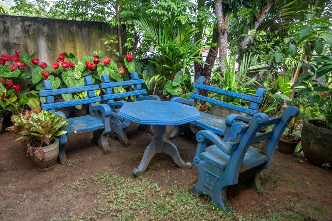 Mountain Gem Villa Hikkaduwa Exterior photo