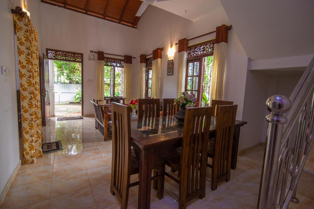 Mountain Gem Villa Hikkaduwa Exterior photo
